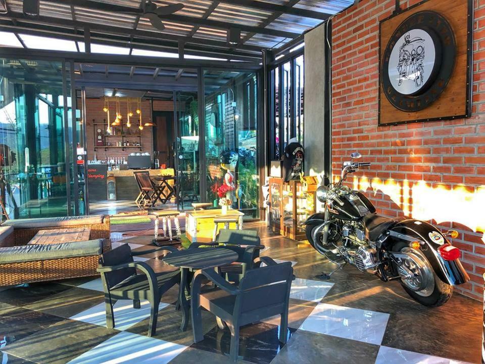 Kondee Cino Cafe & Glamping Khao Kho Exterior foto